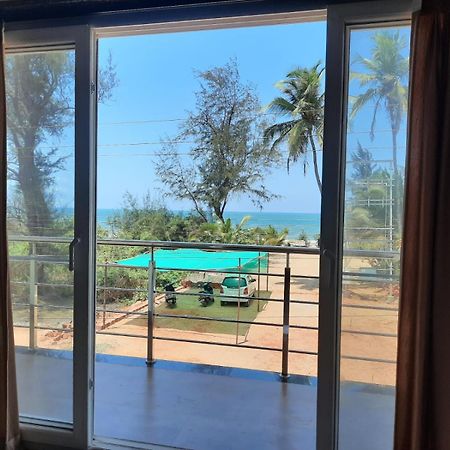 Mālvan Raapan Beach Resort מראה חיצוני תמונה