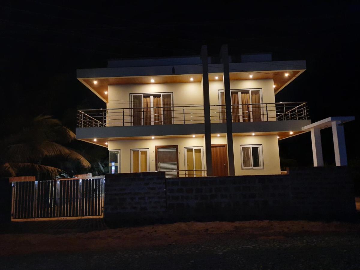 Mālvan Raapan Beach Resort מראה חיצוני תמונה
